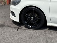 USED 2013 13 MERCEDES-BENZ A CLASS 1.8 A200 CDI BlueEfficiency AMG Sport Hatchback 5dr Diesel 7G-DCT Euro 5 (s/s) (136 ps) WHITE+AMG+LOADED