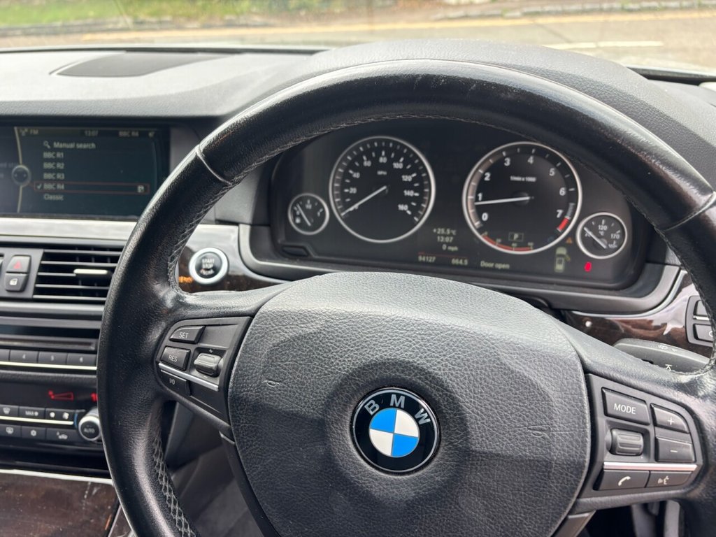 USED 2012 62 BMW 5 SERIES 2.5 523i SE ESTATE 4dr Petrol Auto Euro 4 (174 ps) 