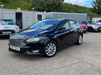 2017 FORD FOCUS
