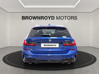 View our BMW 3 SERIES