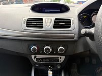 USED 2013 63 RENAULT MEGANE 1.5 dCi Knight Edition Sport Tourer 5dr Diesel Manual Euro 5 (s/s) (110 ps) CRUISE CONTROL, PARKING SENSORS
