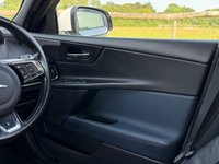 USED 2018 18 JAGUAR XE 2.0i R-Sport Saloon 4dr Petrol Auto Euro 6 (s/s) (250 ps) 