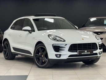 2015 PORSCHE MACAN