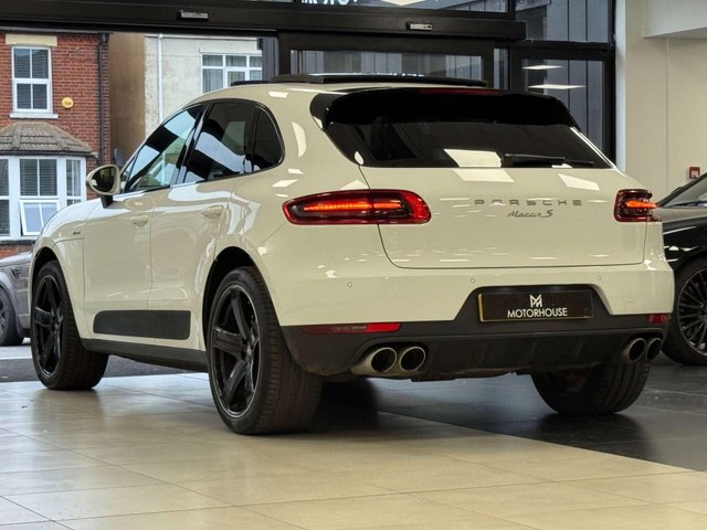 View our PORSCHE MACAN