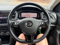 USED 2021 70 VOLKSWAGEN T-ROC 1.5 TSI GPF EVO SEL SUV 5dr Petrol DSG Euro 6 (s/s) (150 ps) Android Auto and Apple CarPlay