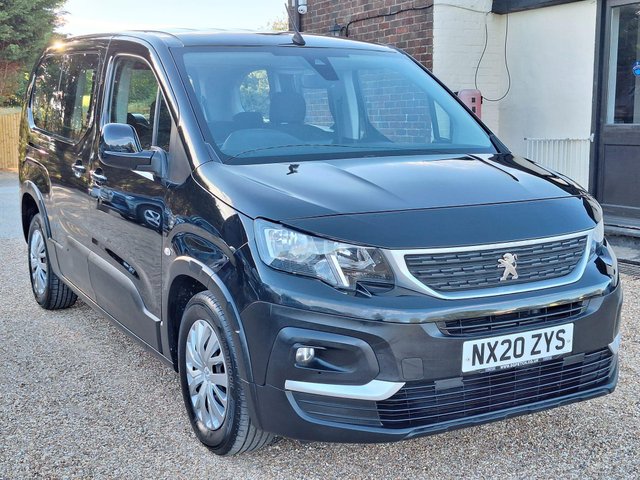 View our PEUGEOT RIFTER