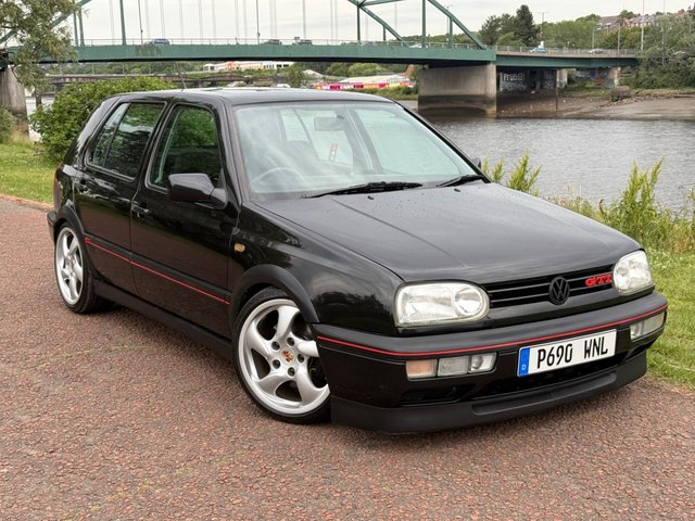 View our VOLKSWAGEN GOLF