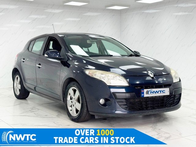 View our Renault Megane **MAKE US AN OFFER!!**1.6 16V Dynamique Hatchback 5dr Petrol Manual Euro 5 (110 ps)