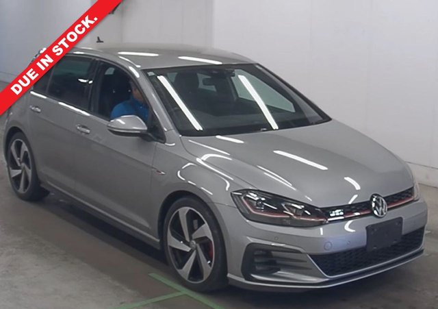 View our Volkswagen Golf range