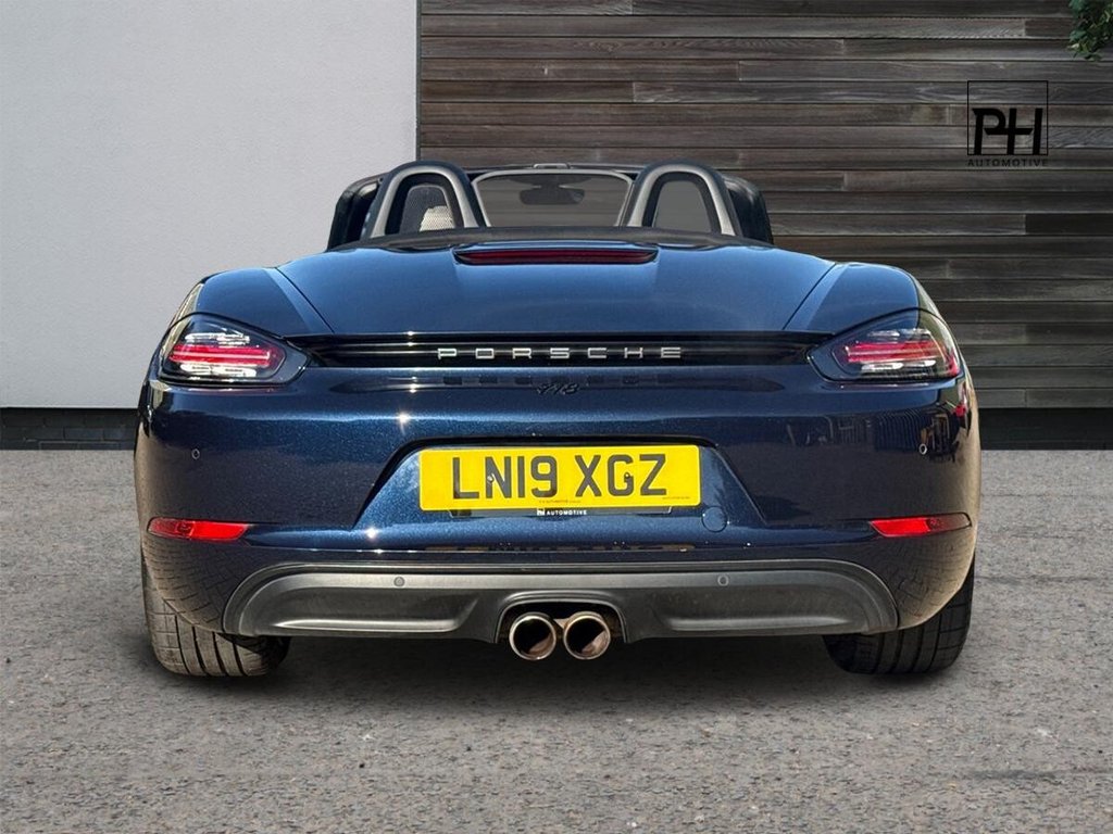 USED 2019 19 PORSCHE 718 BOXSTER 2.0T Convertible GPF 2dr Petrol PDK Euro 6 (s/s) (300 ps) SPORTS SEATS|FULL PORSCHE HIST