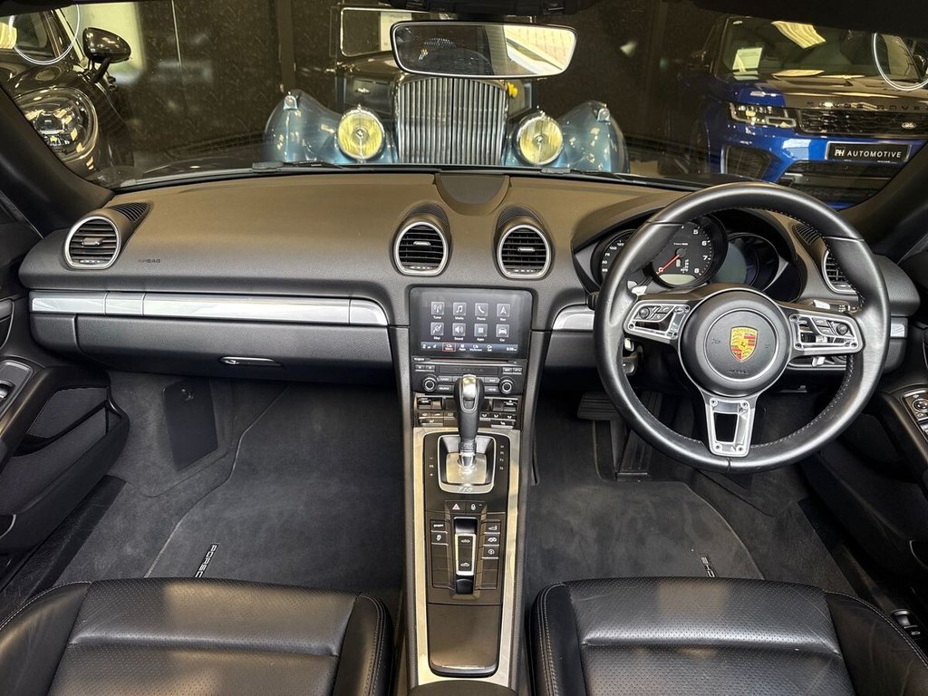 USED 2019 19 PORSCHE 718 BOXSTER 2.0T Convertible GPF 2dr Petrol PDK Euro 6 (s/s) (300 ps) SPORTS SEATS|FULL PORSCHE HIST