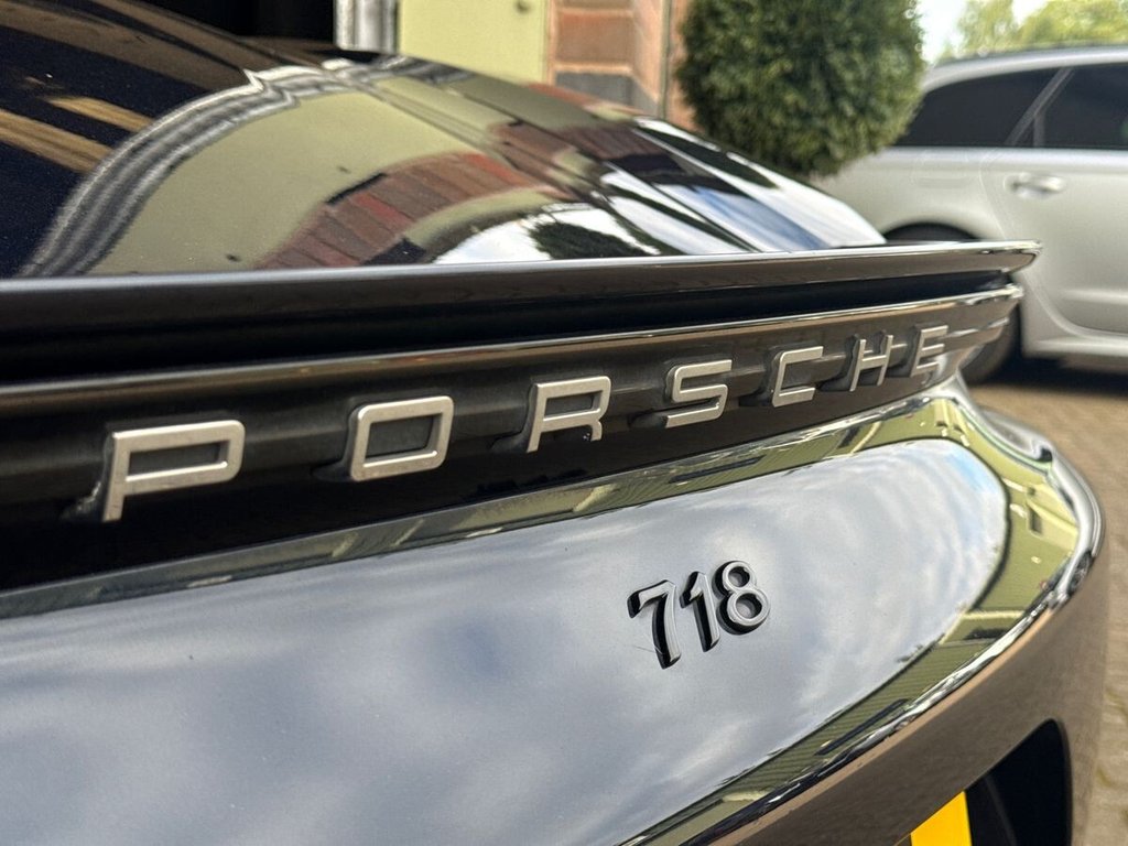 USED 2019 19 PORSCHE 718 BOXSTER 2.0T Convertible GPF 2dr Petrol PDK Euro 6 (s/s) (300 ps) SPORTS SEATS|FULL PORSCHE HIST
