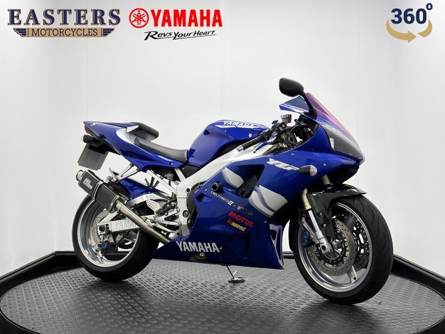 View our YAMAHA R1