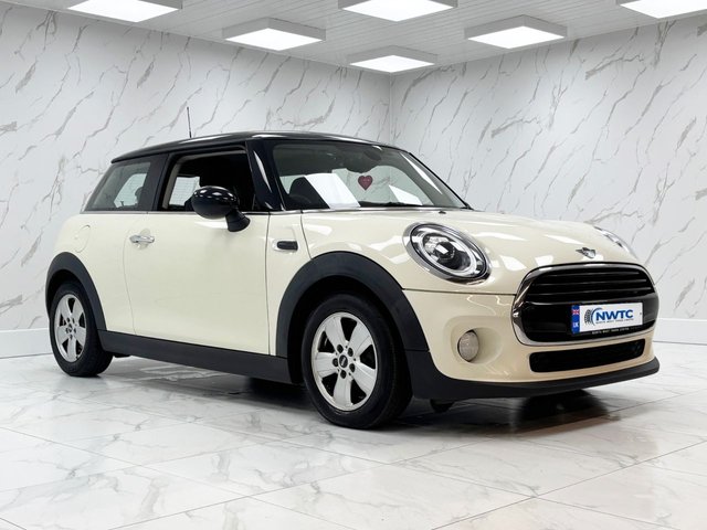 2019 MINI Hatch