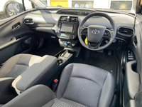 USED 2020 70 TOYOTA PRIUS 1.8 VVT-h GPF Business Edition Plus Hatchback 5dr Petrol Hybrid CVT Euro 6 (s/s) (15in Alloy) (122 ps) Full TOYOTA Service History  |  1 Owner From Brand New  |  2 Keys