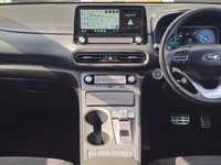 USED 2022 22 HYUNDAI KONA 64kWh Premium SUV 5dr Electric Auto (10.5kW Charger) (204 ps) Full Hyundai Service History  |  Only 2 Owners From Brand New  |  2 Keys