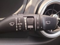 USED 2022 22 HYUNDAI KONA 64kWh Premium SUV 5dr Electric Auto (10.5kW Charger) (204 ps) Full Hyundai Service History  |  Only 2 Owners From Brand New  |  2 Keys