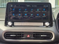 USED 2022 22 HYUNDAI KONA 64kWh Premium SUV 5dr Electric Auto (10.5kW Charger) (204 ps) Full Hyundai Service History  |  Only 2 Owners From Brand New  |  2 Keys