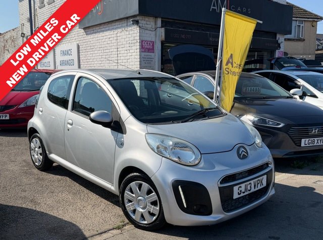 View our Citroen C1 1.0i VTR Hatchback 5dr Petrol Manual Euro 5 (68 ps)