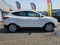 USED 2011 61 HYUNDAI IX35 2.0 CRDi Premium SUV 5dr Diesel Auto 4WD Euro 5 (184 ps) 
