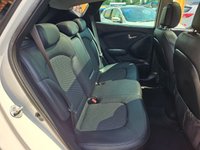 USED 2011 61 HYUNDAI IX35 2.0 CRDi Premium SUV 5dr Diesel Auto 4WD Euro 5 (184 ps) 