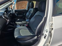 USED 2011 61 HYUNDAI IX35 2.0 CRDi Premium SUV 5dr Diesel Auto 4WD Euro 5 (184 ps) 