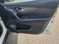 USED 2015 65 NISSAN X-TRAIL 1.6 dCi Tekna SUV 5dr Diesel Manual 4WD Euro 6 (s/s) (130 ps) 