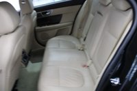 USED 2010 60 JAGUAR XF 3.0d V6 Luxury Saloon 4dr Diesel Auto Euro 5 (240 ps) 