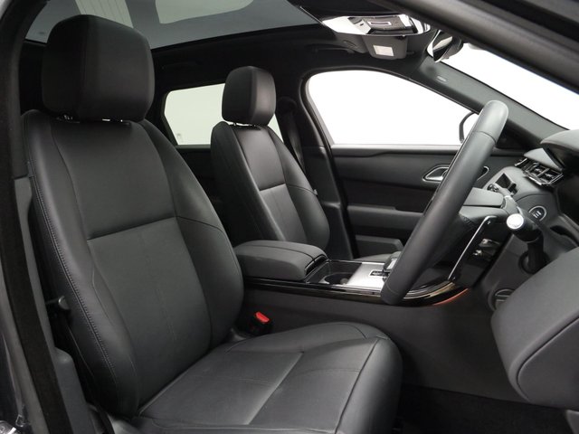 View our LAND ROVER RANGE ROVER VELAR