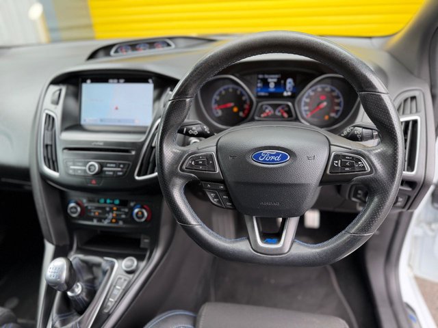 View our FORD FOCUS
