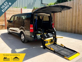 2021 VAUXHALL Vivaro Life Electric 6 / 9 Seat Wheelchair Accessible Disabled Access Vehicle WAV &pound;19945.00