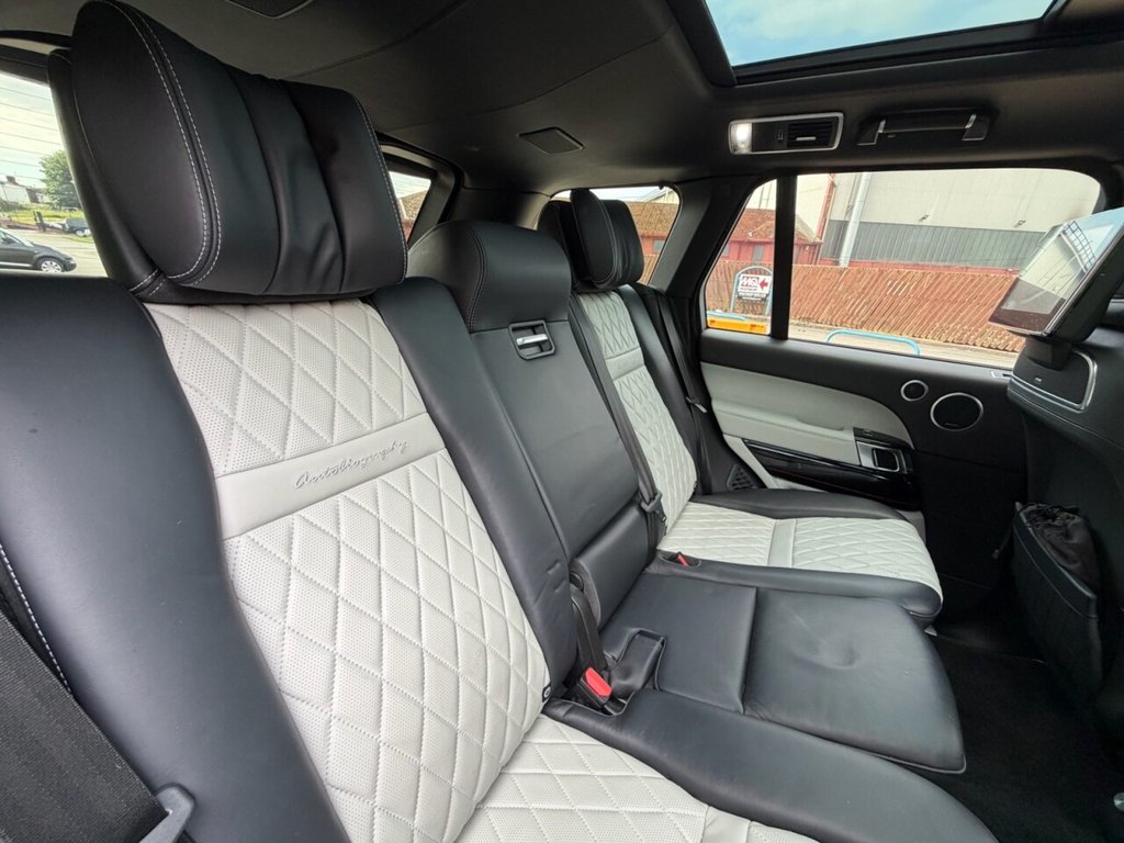 USED 2017 17 LAND ROVER RANGE ROVER 5.0 V8 SV Autobiography Dynamic SUV 5dr Petrol Auto 4WD Euro 6 (s/s) (550 ps) MASSAGE, PAN ROOF, GHOST, 360 CAMER