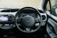 USED 2018 68 TOYOTA YARIS 1.5 VVT-h Icon Tech Hatchback 5dr Petrol Hybrid E-CVT Euro 6 (s/s) (100 ps) FULL HISTORY AUTOMATIC 70MPG