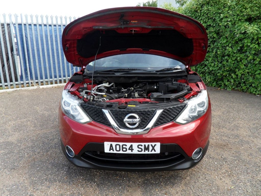 USED 2014 64 NISSAN QASHQAI 1.2 DIG-T n-tec+ SUV 5dr Petrol Manual 2WD Euro 5 (s/s) (115 ps) Pan Roof Sat Nav Privacy 360 Camera