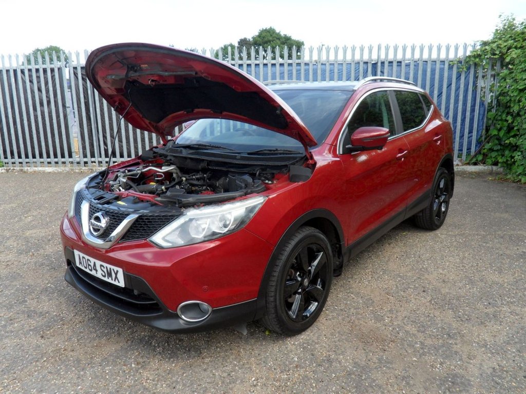 USED 2014 64 NISSAN QASHQAI 1.2 DIG-T n-tec+ SUV 5dr Petrol Manual 2WD Euro 5 (s/s) (115 ps) Pan Roof Sat Nav Privacy 360 Camera