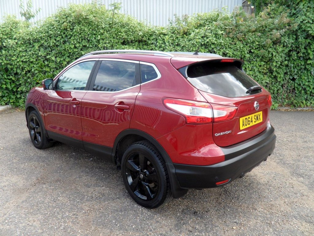 USED 2014 64 NISSAN QASHQAI 1.2 DIG-T n-tec+ SUV 5dr Petrol Manual 2WD Euro 5 (s/s) (115 ps) Pan Roof Sat Nav Privacy 360 Camera