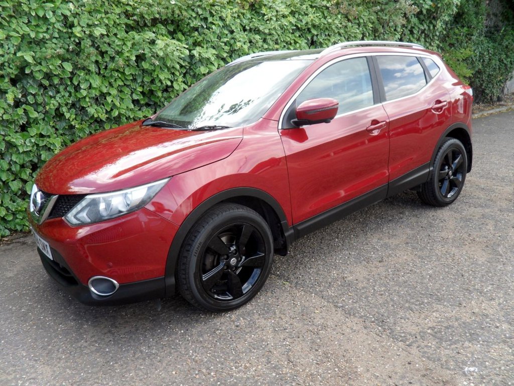 USED 2014 64 NISSAN QASHQAI 1.2 DIG-T n-tec+ SUV 5dr Petrol Manual 2WD Euro 5 (s/s) (115 ps) Pan Roof Sat Nav Privacy 360 Camera