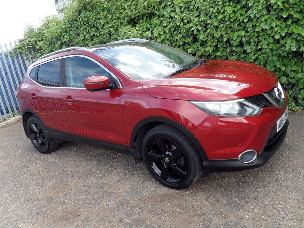 USED 2014 64 NISSAN QASHQAI 1.2 DIG-T n-tec+ SUV 5dr Petrol Manual 2WD Euro 5 (s/s) (115 ps) Pan Roof Sat Nav Privacy 360 Camera