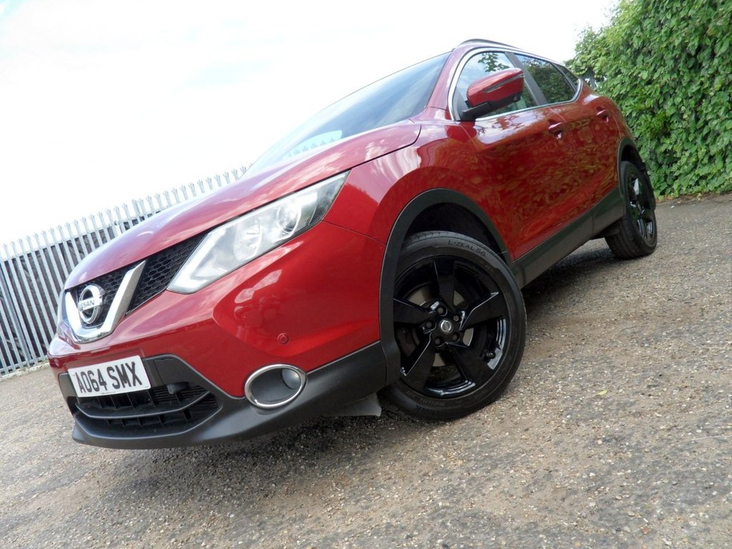 USED 2014 64 NISSAN QASHQAI 1.2 DIG-T n-tec+ SUV 5dr Petrol Manual 2WD Euro 5 (s/s) (115 ps) Pan Roof Sat Nav Privacy 360 Camera