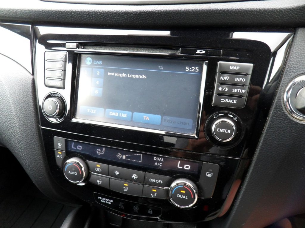 USED 2014 64 NISSAN QASHQAI 1.2 DIG-T n-tec+ SUV 5dr Petrol Manual 2WD Euro 5 (s/s) (115 ps) Pan Roof Sat Nav Privacy 360 Camera