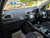 USED 2015 Y RENAULT KADJAR 1.5 dCi Dynamique S Nav SUV 5dr Diesel Manual Euro 6 (s/s) (110 ps) Front And Rear Parking Sensors - Satellite Navigation - DAB Radio - &pound;20 Tax!