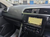 USED 2015 Y RENAULT KADJAR 1.5 dCi Dynamique S Nav SUV 5dr Diesel Manual Euro 6 (s/s) (110 ps) Front And Rear Parking Sensors - Satellite Navigation - DAB Radio - &pound;20 Tax!