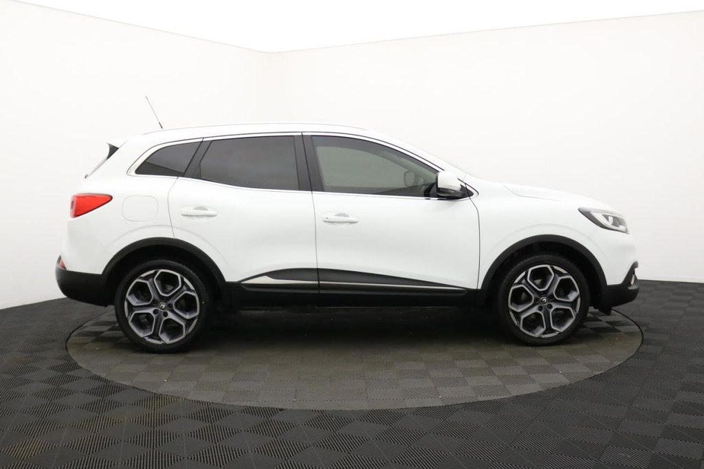 USED 2018 68 RENAULT KADJAR 1.3 TCe Dynamique S Nav SUV 5dr Petrol Manual Euro 6 (s/s) (140 ps) Sat Nav, 19" Alloys, Sensors
