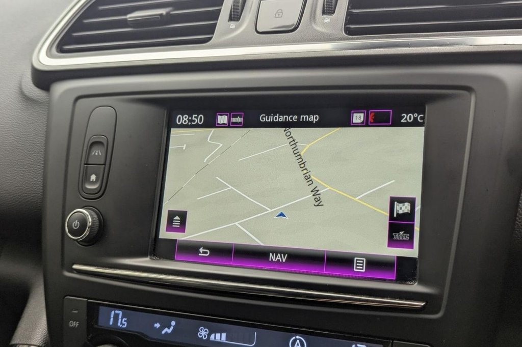 USED 2018 68 RENAULT KADJAR 1.3 TCe Dynamique S Nav SUV 5dr Petrol Manual Euro 6 (s/s) (140 ps) Sat Nav, 19" Alloys, Sensors