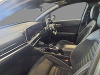 USED 2025 25 KIA SPORTAGE 1.6 T-GDi 13.8kWh GT-Line S SUV 5dr Petrol Plug-in Hybrid Auto AWD Euro 6 (s/s) (241 bhp) SUNROOF SAT NAV PARKING CAMERA CARPLAY CRUISE CONTROL PART LEATHER HEATED VENTILATED SEATS HEATED STEERING WHEEL PARKING SENSORS 1 OWNER WARRANTY