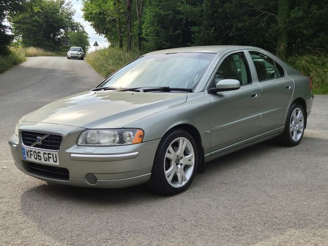 View our VOLVO S60
