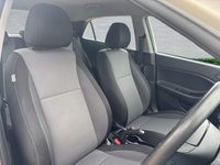 USED 2019 19 HYUNDAI I20 1.2 S Connect Hatchback 5dr Petrol Manual Euro 6 (s/s) (75 ps) Mot 12th May 2027, + Full Service History, 7 Stamps, + 2 Owners From New, + 3 Months Warranty, + ULEZ compliant, + Rear camera, + DAB radio, + USB/aux, + Bluetooth, + Apple carplay/Android auto, + Air con, + Auto lights, + Front electric windows & mirrors, + Isofix