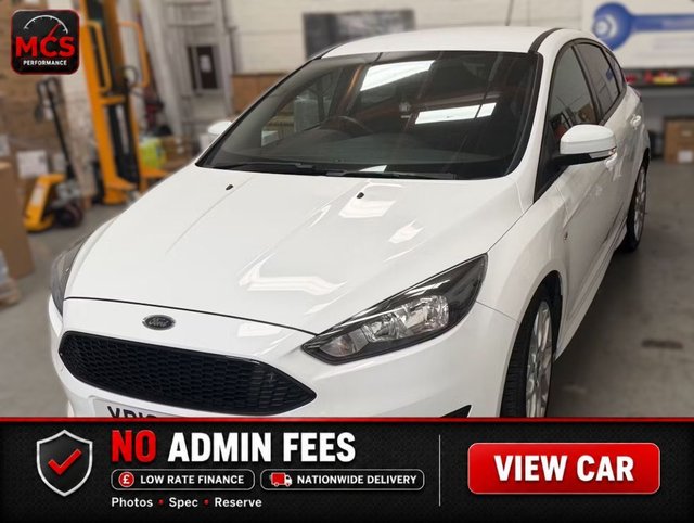 View our Ford Focus 1.0T EcoBoost ST-Line Hatchback 5dr Petrol Manual Euro 6 (s/s) (140 ps)