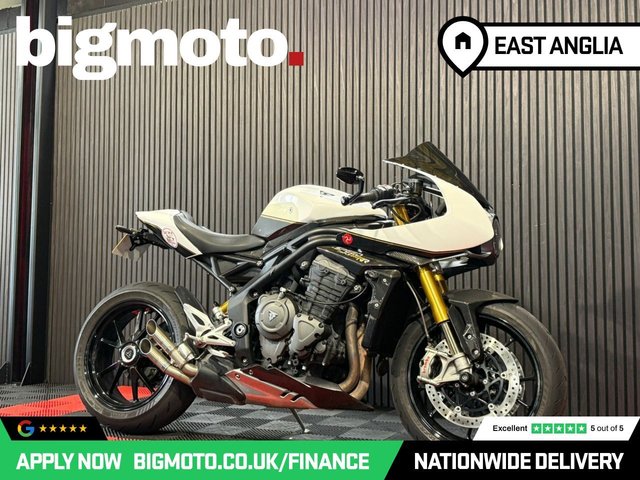 View our TRIUMPH SPEED TRIPLE 1200