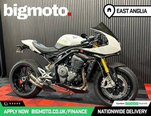 View our TRIUMPH SPEED TRIPLE 1200